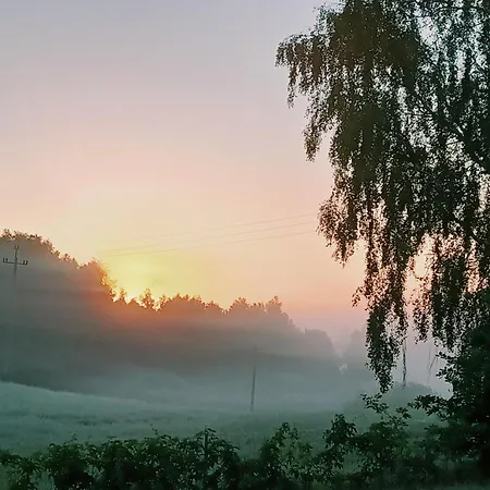 Holiday home Siedlisko Dwa Zurawie - Uroczy Nad Stawem, Z Kominkiem, Obok Konie Czarna Huta