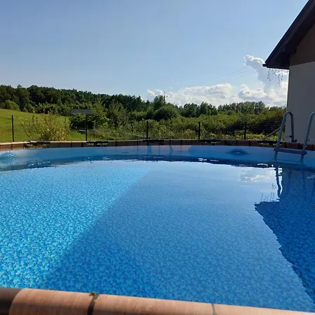 Ferienhaus Siedlisko Dwa Zurawie - Uroczy Nad Stawem, Z Kominkiem, Obok Konie