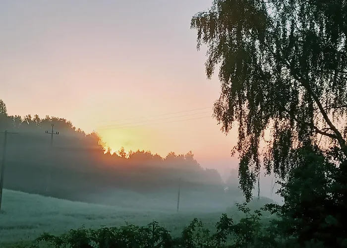 Holiday home Siedlisko Dwa Zurawie - Uroczy Nad Stawem, Z Kominkiem, Obok Konie Czarna Huta