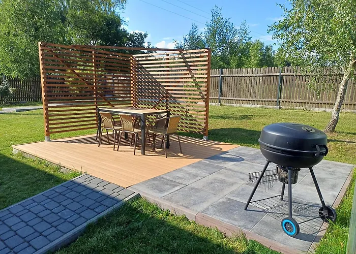 Holiday home Siedlisko Dwa Zurawie - Uroczy Nad Stawem, Z Kominkiem, Obok Konie Czarna Huta